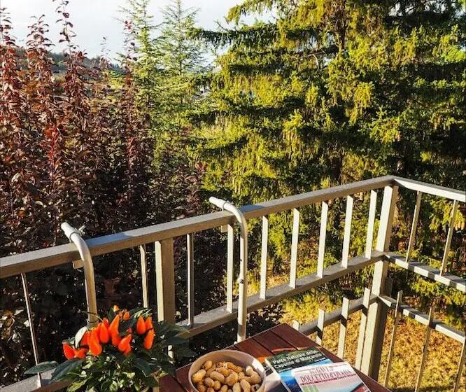 庭の見える１ベッドルームアパートメント, Cascina Gazzeri Country House