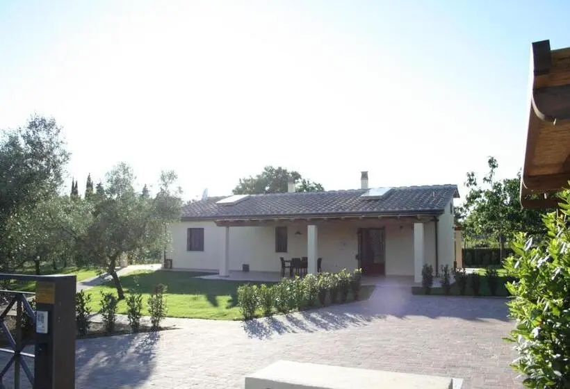 １ベッドルームハウス, Agriturismo Dallolivo