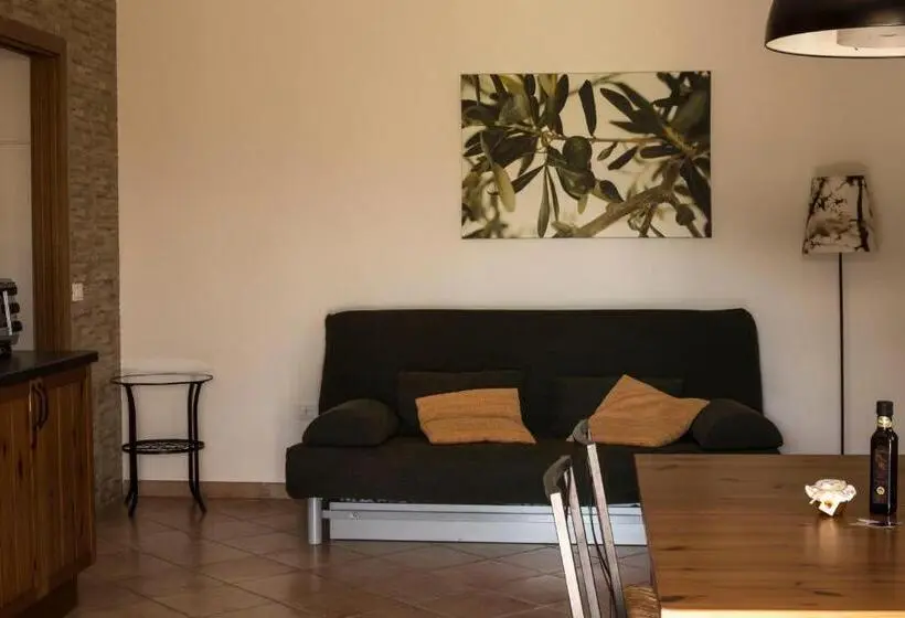１ベッドルームハウス, Agriturismo Dallolivo