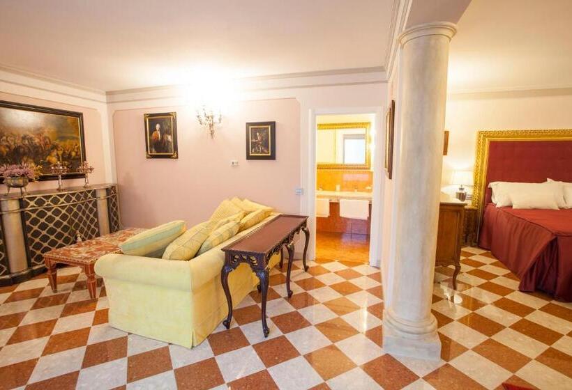 سوییت, Martins Residence De Luxe