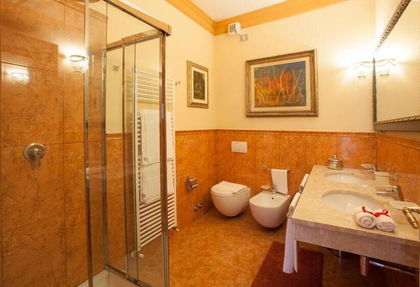 اتاق لوکس, Martins Residence De Luxe