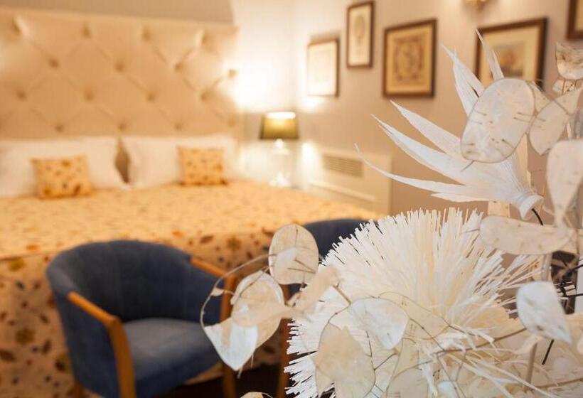 اتاق استاندارد, Martins Residence De Luxe