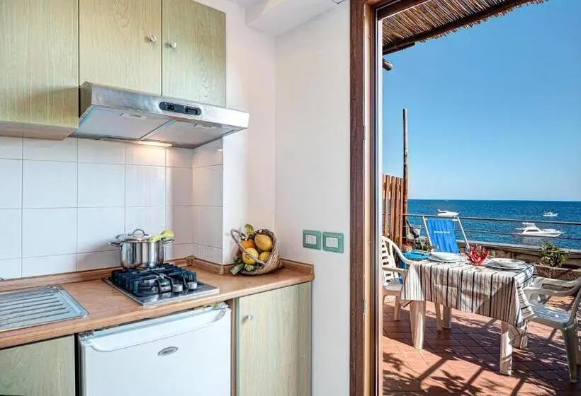 Standard-studio Merinäkymä, Belmare Residence On The Beach