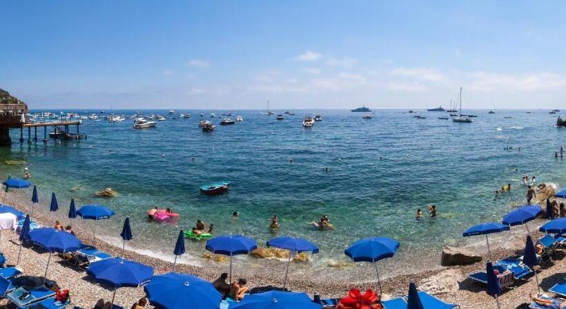 آپارتمان 1 خوابه با چشم‌انداز دریا, Belmare Residence On The Beach