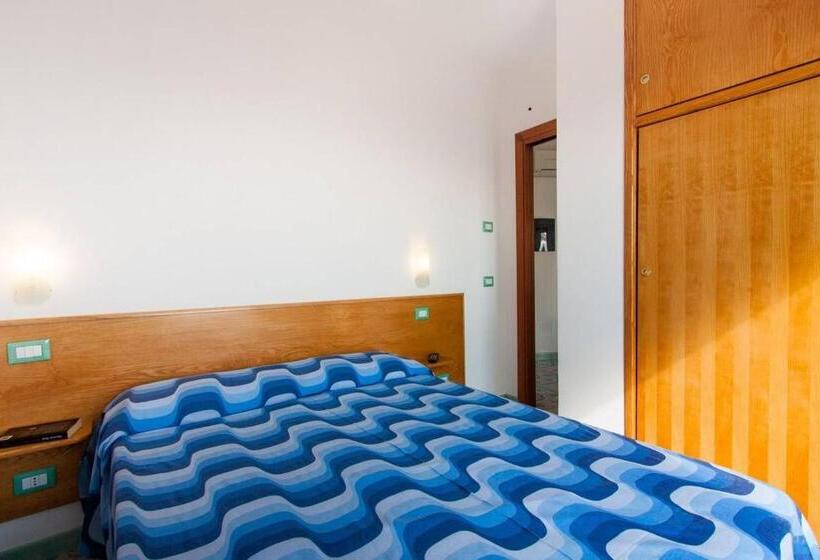 آپارتمان 1 خوابه با تراس, Belmare Residence On The Beach