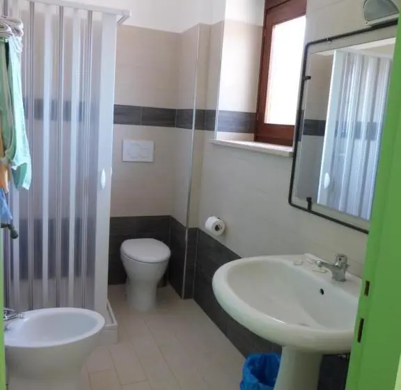 اتاق استاندارد چهار تخته, Country House 3quatrì