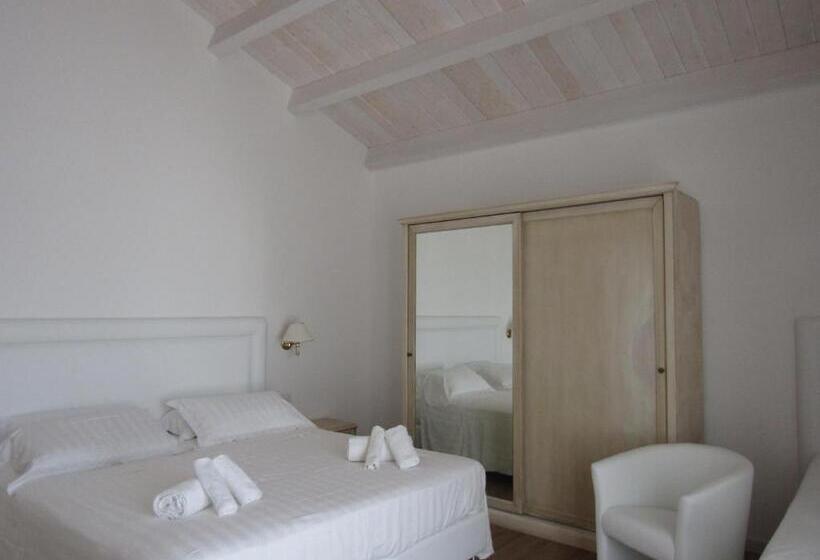 带露台的高档房间, Arenosu Comfort Country Resort