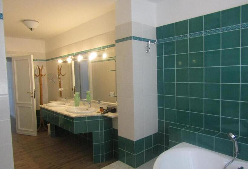 舒适三人间, Arenosu Comfort Country Resort