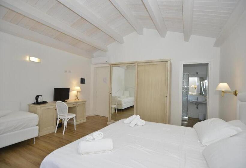 带花园景观的标准三人间, Arenosu Comfort Country Resort