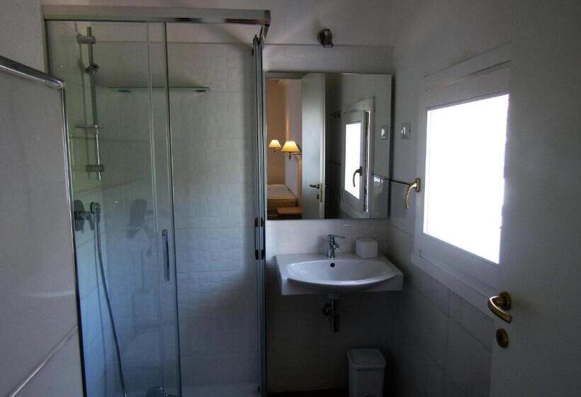 带花园景观的标准三人间, Arenosu Comfort Country Resort