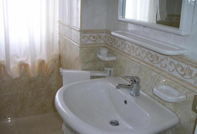 חדר סטנדרט, L'airone