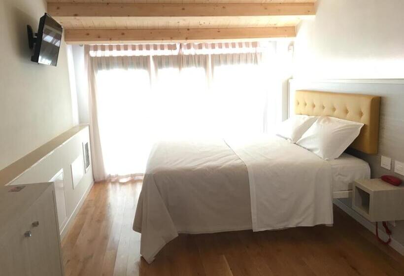 غرفة كلاسيكية رباعية, Residenza Ai Capitelli