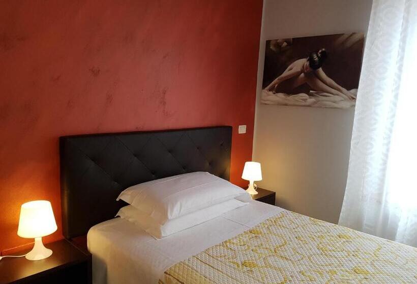 اتاق لوکس, Cristal Rooms