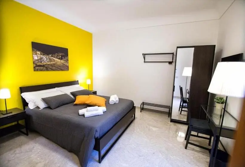 اتاق استاندارد با بالکن, Niria