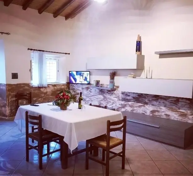 اتاق استاندارد سه نفره, Villa Laura Apartment