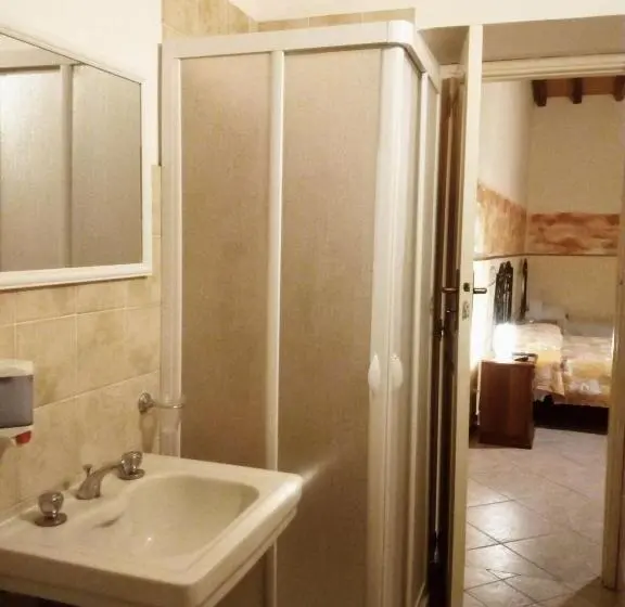 اتاق استاندارد سه نفره, Villa Laura Apartment