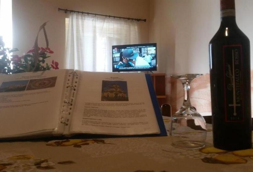 اتاق استاندارد سه نفره, Villa Laura Apartment