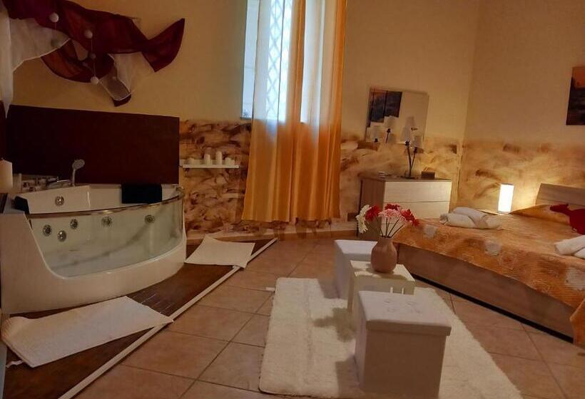 带1个卧室的豪华公寓, Villa Laura Apartment