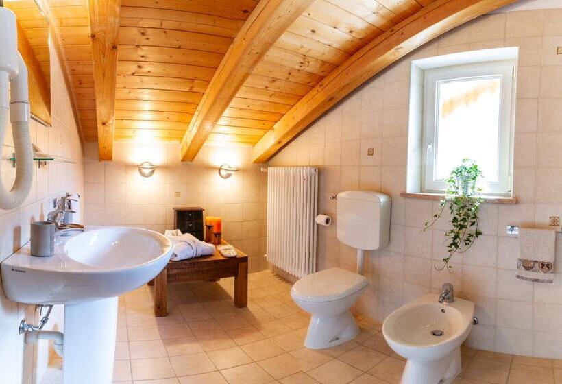 חדר דלוקס, La Grange