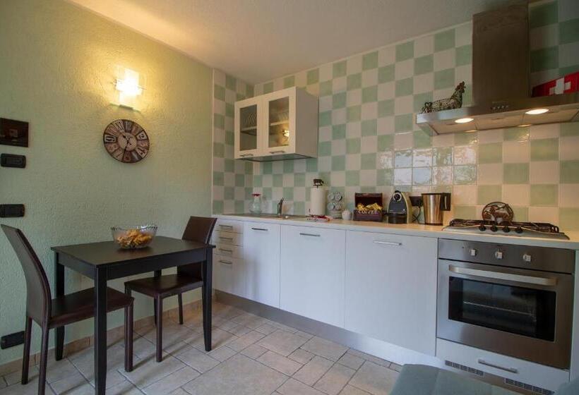 חדר דופלקס, La Grange