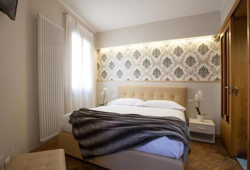 استودیوی استاندارد, Residence Le Casette