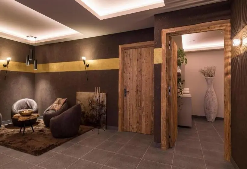 Huoneisto 3 Makuuhuonetta, Aurina Lodges
