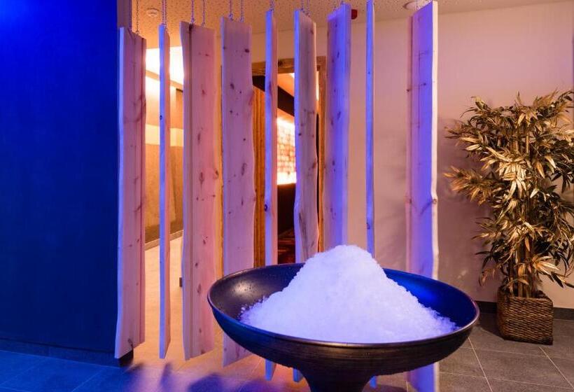 דירת שלושה חדרים, Aurina Lodges