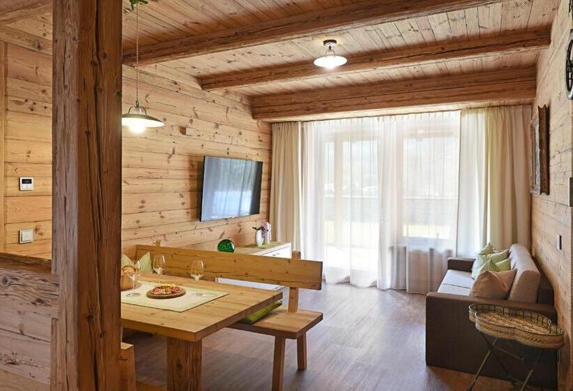 Апартаменты 2 Спальни, Aurina Lodges