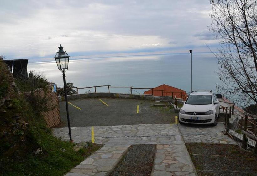 1ベッドルームハウス, Cadè Ventu