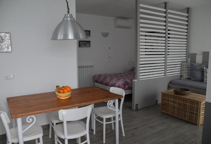 1ベッドルームハウス, Cadè Ventu