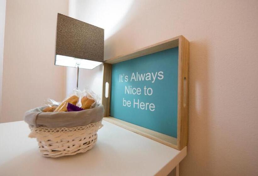 اتاق سوپریور با تخت بزرگ, Suite Simonetta