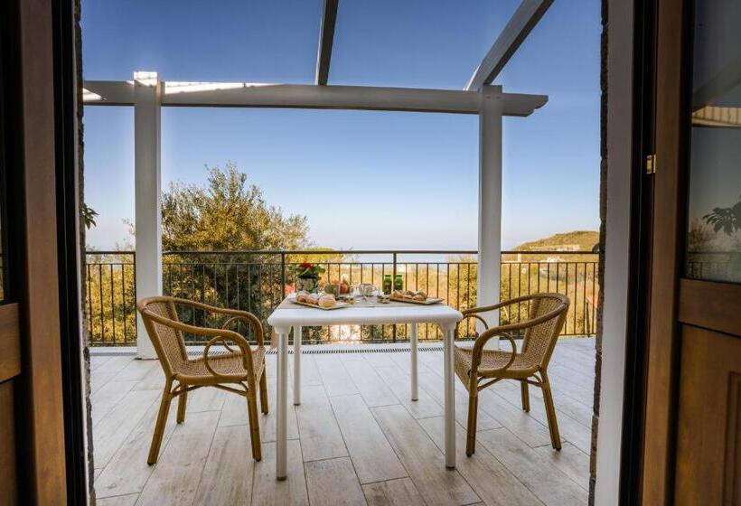 חדר קלאסי לארבעה, Terrazza Iride