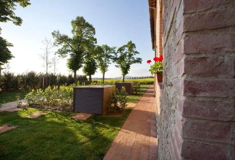 スタンダードスタジオ, Casale San Galgano
