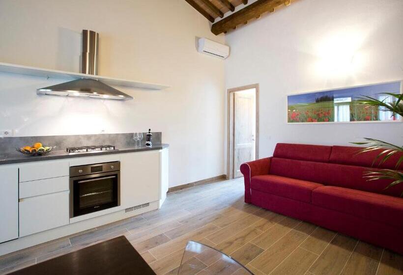 דירת שני חדרים, Casale San Galgano