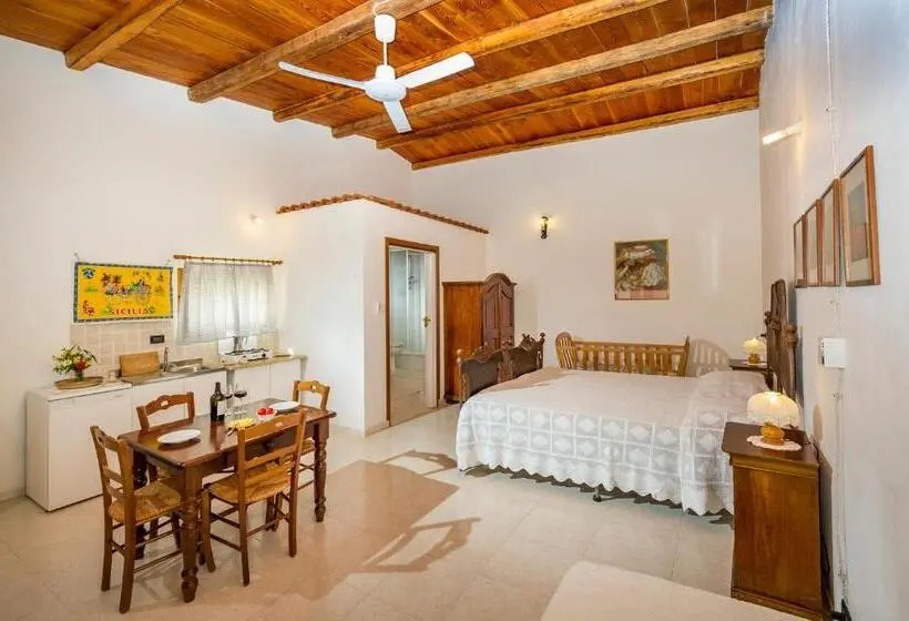 景色の見えるトリプルスタンダードルーム, Agriturismo Finazzo