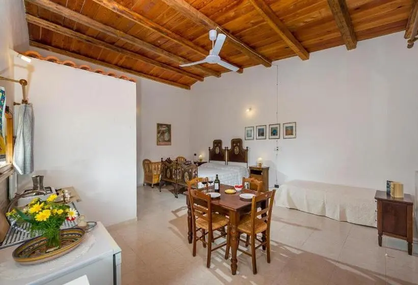 景色の見えるトリプルスタンダードルーム, Agriturismo Finazzo