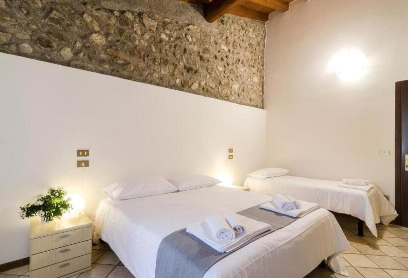 Номер Стандарт Трехместный, Agriturismo La Torretta Da Valentina