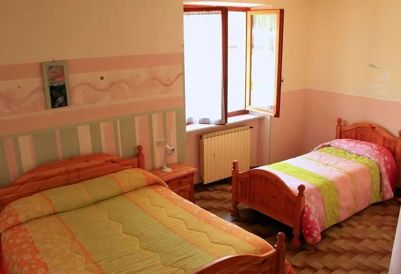 スタンダードトリプルルーム, Agriturismo La Praduscella