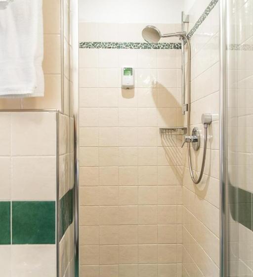 Четырехместный Номер Стандарт с Балконом, Agriturismo Pianrestel