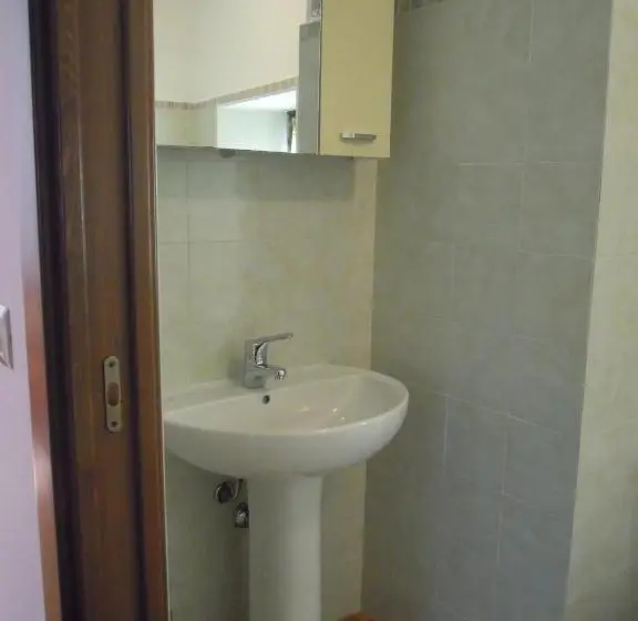 ２ベッドルームアパートメント, Cascina Formighezzo