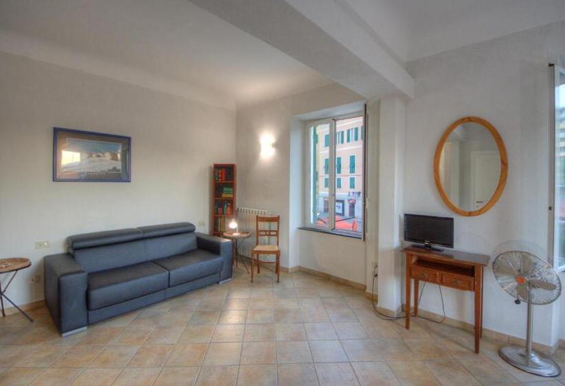 استودیوی استاندارد, Club Nautico Savona