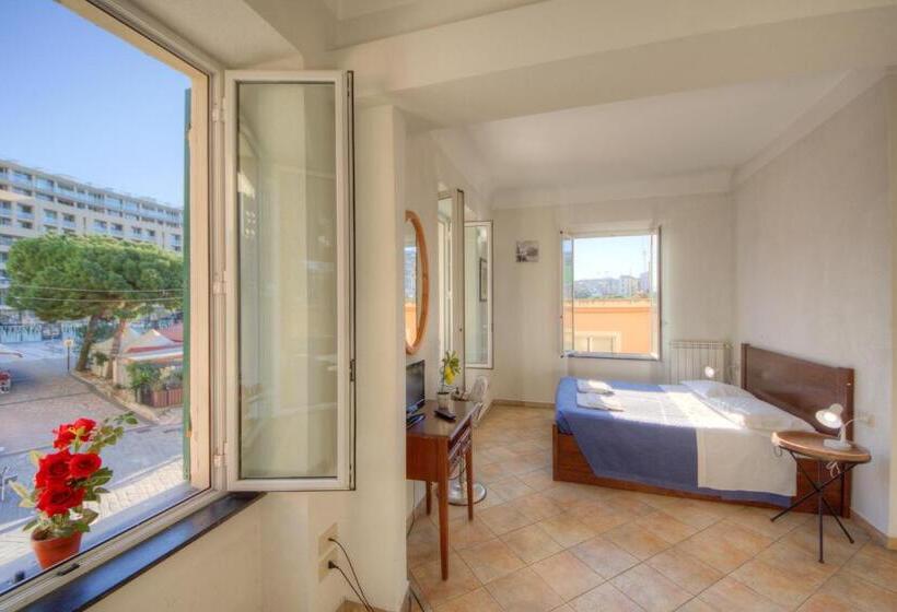 스탠다드 스튜디오, Club Nautico Savona