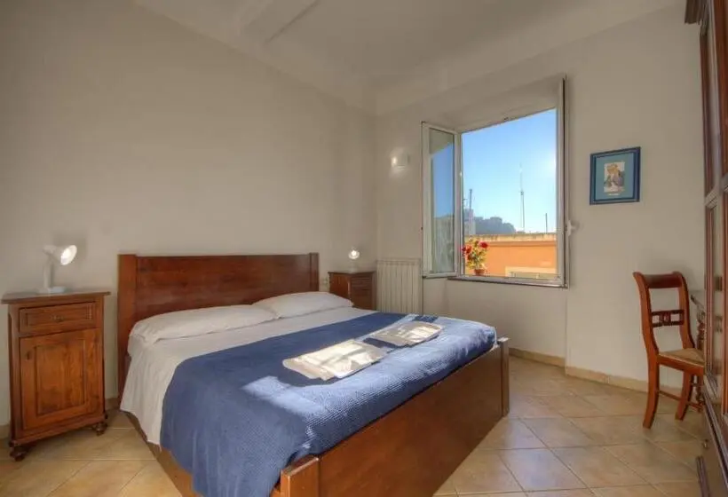 اتاق استاندارد با چشمانداز دریا, Club Nautico Savona