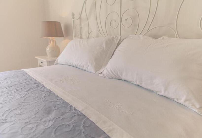 园景标准四人间, Marinella Suite Home