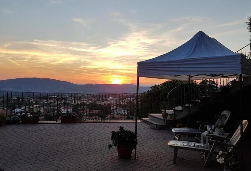 Номер Стандарт с Террасой, Villa Lucrezia