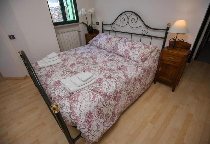 اتاق استاندارد با چشم‌انداز دریاچه, Villa Pizzini Mottarone   Restaurant And Rooms