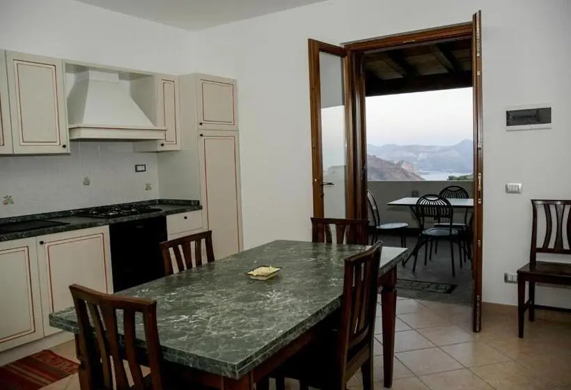 ２ベッドルームアパートメント, Eolian Residence