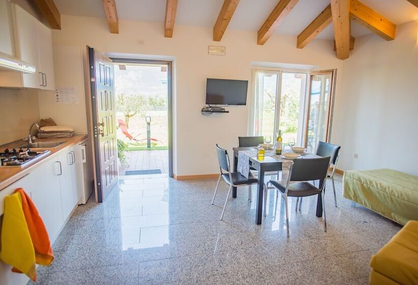 דירת חדר, Agriturismo Trefrutti