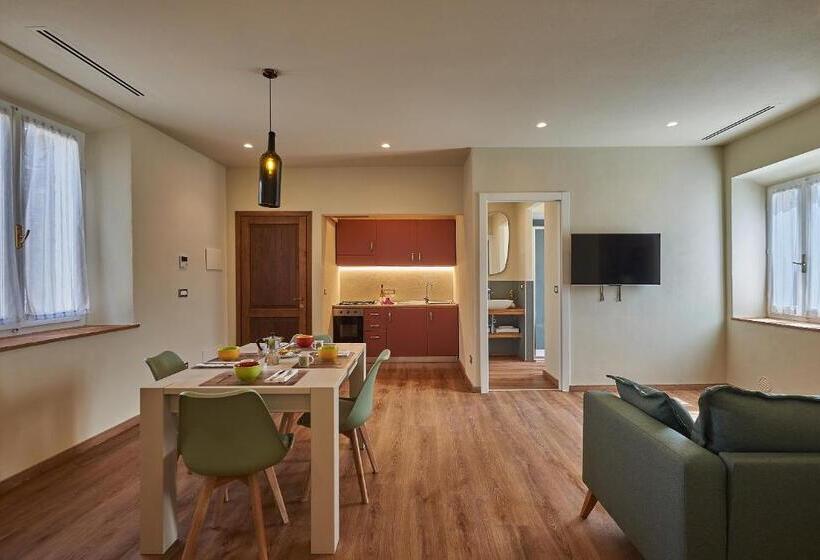 דירת חדר דלוקס, Croce Di Mezzo