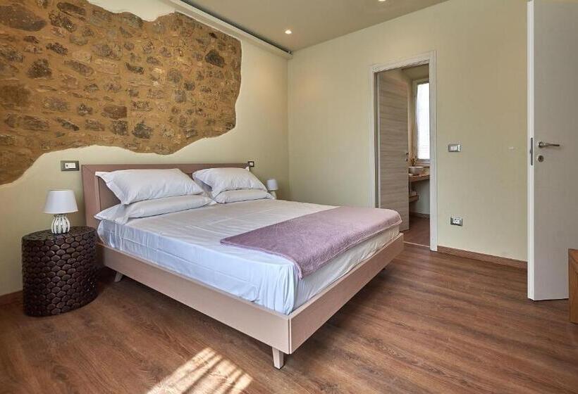 דירת חדר דלוקס, Croce Di Mezzo